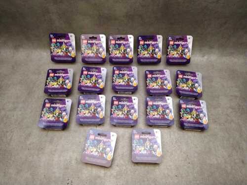 18 LEGO Minifigures, sealed