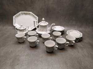 Johnson Brothers 'Eternal Beau' ceramic tea setting