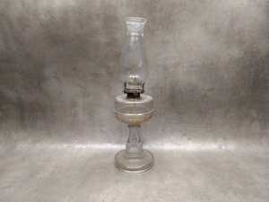 Three antique kerosene lamps - 3