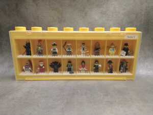 LEGO Minifigure black and yellow display cases, some minifigures included - 3