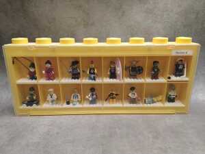 LEGO Minifigure black and yellow display cases, some minifigures included - 4