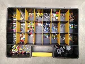 LEGO Minifigure yellow display cases, some minifigures included - 4