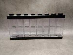 LEGO Minifigure black and yellow display cases, some minifigures included - 5
