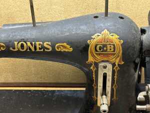 Jones sewing machine - 3