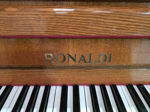 Ronaldi piano with stool - 2