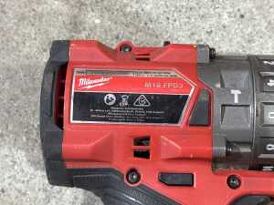 Milwaukee M18 cordless power tool set - 2