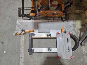 Triton Series 2000 Workcentre with sliding extension table and accessories - 4