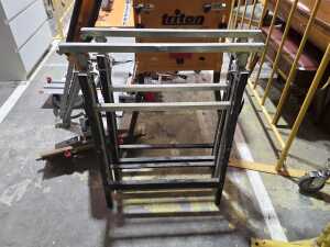 Triton Series 2000 Workcentre with sliding extension table and accessories - 7