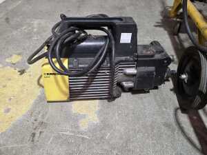Three pressure washers with K&auml;rcher accessories - 4