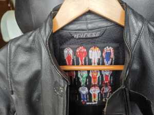 Dainese two-piece leather motorcycle suit - 4