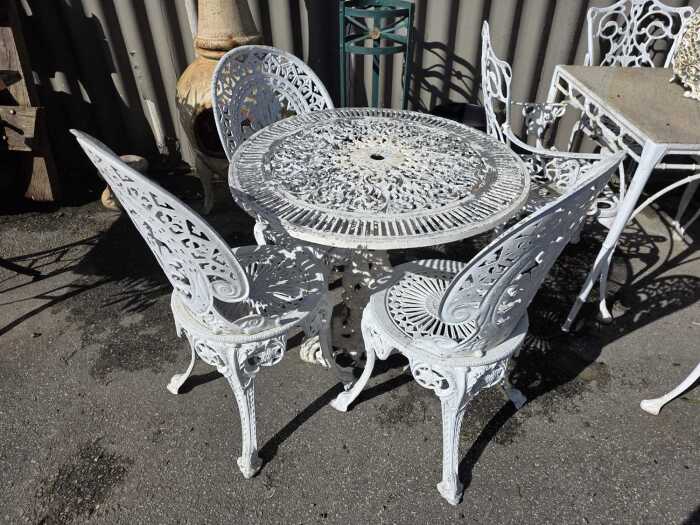 Four-piece outdoor set