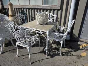 Five-piece cast metal outdoor setting with Kentcast bowl