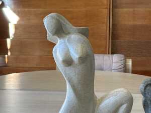 Two abstract resin female figures in grey and oatmeal - 2
