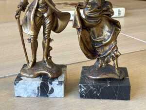 Two decorative gold tone resin figures on a marble base - 3