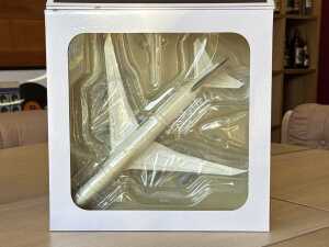 Herpa 1:1200 scale model of Lufthansa Boeing 747-8 'Sachsen' aircraft - 2
