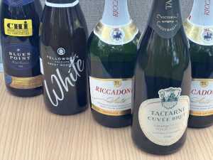 Mixed sparkling wine, seven bottles - 2
