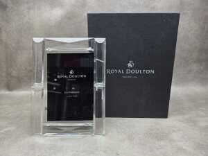 Royal Doulton 'Radiance Collection' faceted glass photo frame