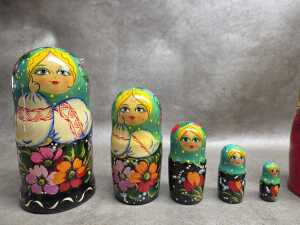 Two hand-painted timber Bubushka nesting dolls - 3