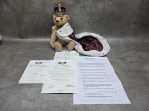 Steiff Queen Elizabeth II Coronation teddy bear - 2