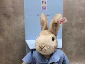Steiff Peter Rabbit plush figure - 3