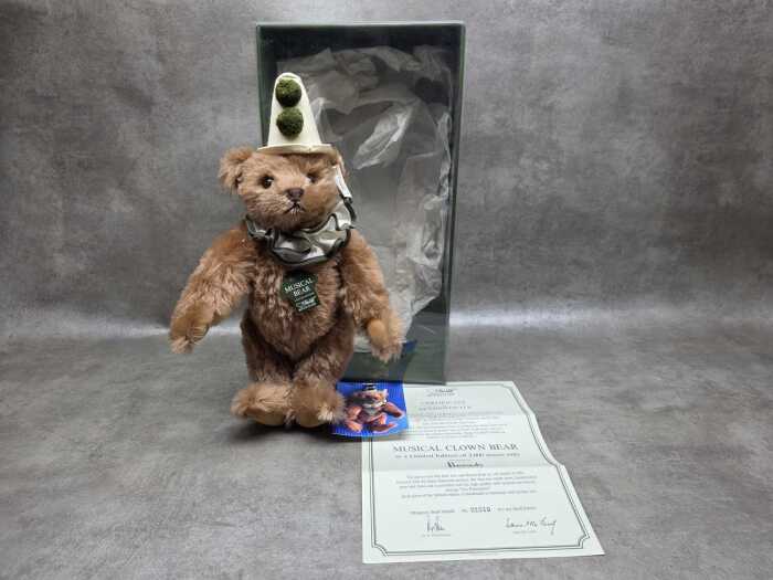 Harrods exclusive Steiff Musical Clown Bear