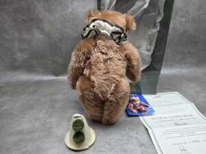 Harrods exclusive Steiff Musical Clown Bear - 3