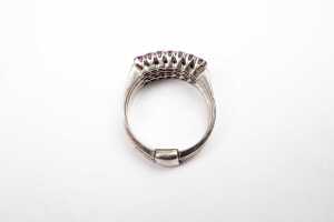 A ruby and sapphire three ring set in sterling silver - 4
