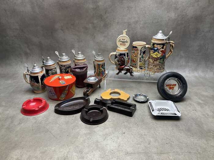 Barware, including bakelite ashtrays, beer steins