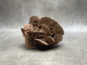 Two large crystal decorative items - 3