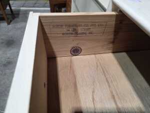Alrob Furniture eight-drawer chest - 4