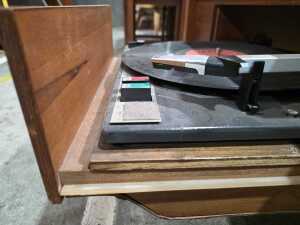 AWA mid-century stereogram coffee table - 4