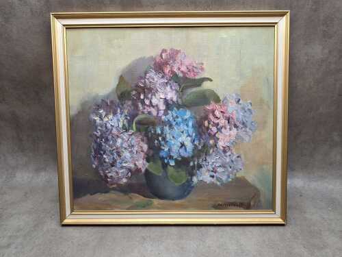 Arnold Holst (1897-1976), still life of hydrangeas. Oil painting on board