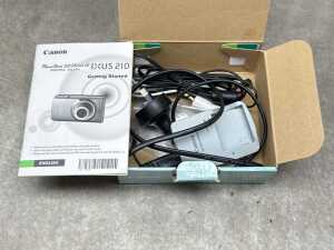 Canon Ixus 210 digital camera - 3