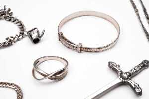 A collection of jewellery in sterling silver - 3