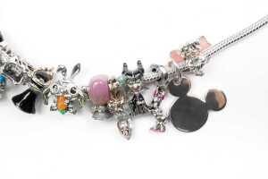 A collection of Disney Pandora in sterling silver - 3