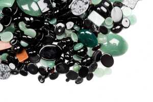 A large collection of cabochon gemstones - 2