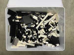 Collection of mostly LEGO loose blocks - 3