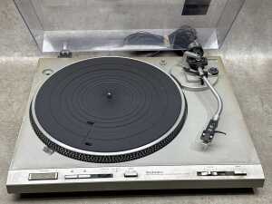 Technics direct drive automatic turntable model SL-D303 - 2
