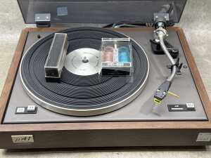 JVC auto return belt drive turntable model JL-A1 - 2
