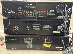 Onkyo R1 HiFi equipment including 6-disc compact disc changer, - 2