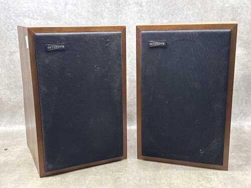 Pair of Interdyn speakers