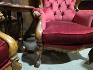 Three-piece red velvet lounge suite - 6