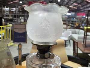 Two antique kerosene lamps - 2