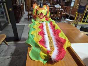 Chinese Lion papier-m&acirc;ch&eacute; headdress - 5
