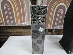 Two decorative floor vases with artificial arrangements - 2