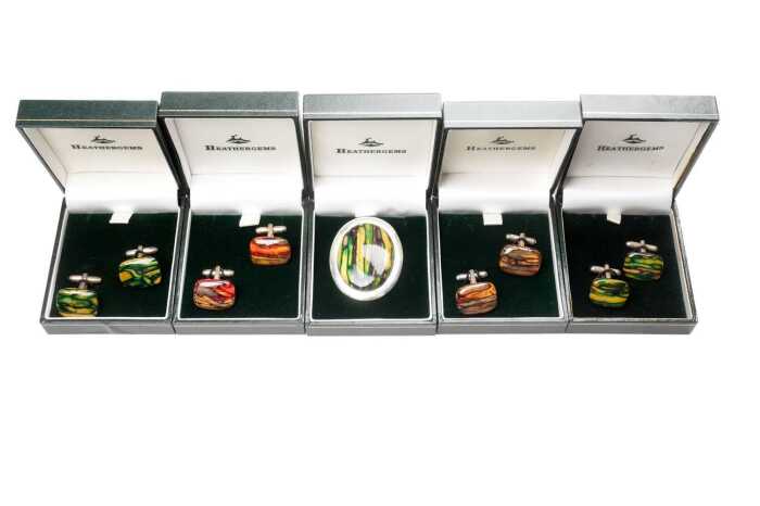 A collection of Scottish Heather gems jewellery