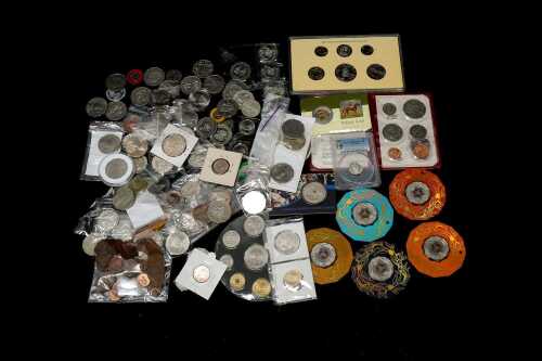 Assorted Australian decimal coins