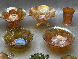 Mid-century Carnival & pressed glass - 3