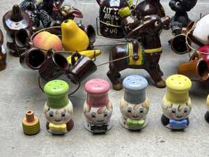 Mid-century novelty condiment, salt and pepper shakers, and drinks sets - 4