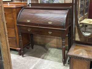 Victorian cylinder roll-top bureau on turned legs - 2